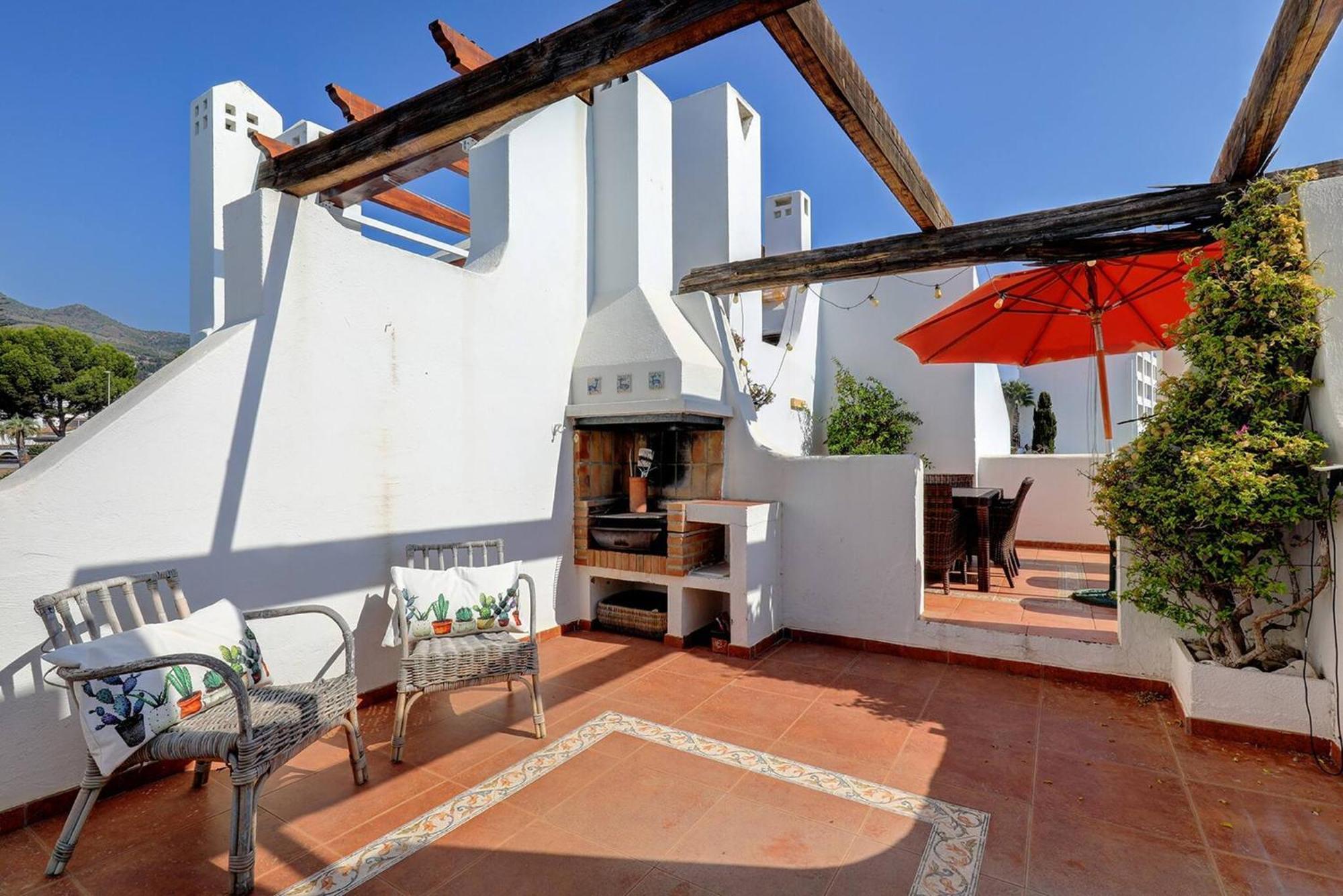 082 - Stunning Sea Views Beachfront Apartment Benalmádena Kültér fotó